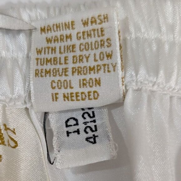 Vintage Victorias Secret Gold Label Pajama Set Lace White Satin Modest Large - Picture 11 of 11